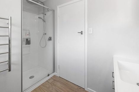 Photo of property in 38 Kohekohe Street, New Lynn, Auckland, 0600