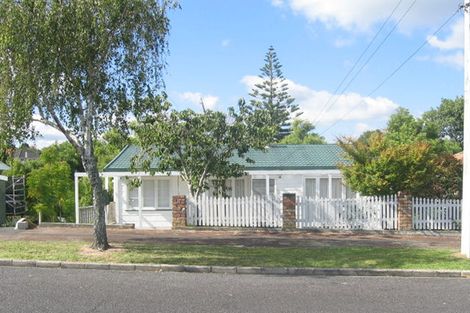 Photo of property in 21 Athlone Road, Glendowie, Auckland, 1071