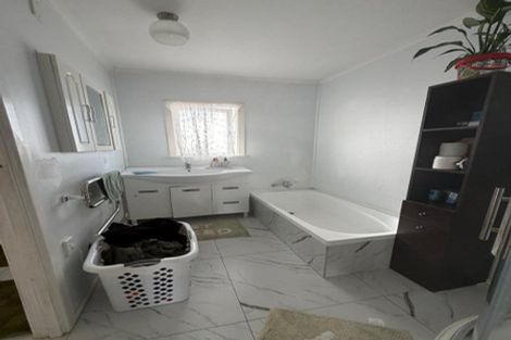 Photo of property in 47 Mckean Avenue, Manurewa, Auckland, 2102