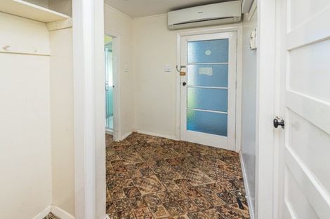 Photo of property in 56 Bignell Street, Gonville, Whanganui, 4501