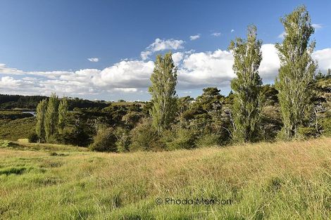 Photo of property in 21 Matahehe Lane, Tinopai, 0593