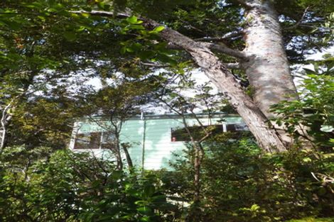 Photo of property in 35-37 Lone Kauri Road, Karekare, New Lynn, 0772