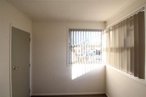 Photo of property in 58 Cramond Drive, Mangere East, Auckland, 2024