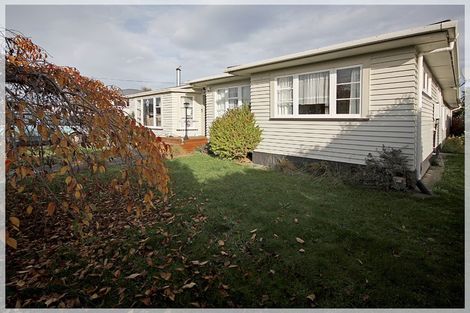 Photo of property in 32 Bledisloe Street, Levin, 5510