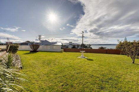 Photo of property in 2 Acklam Avenue, Otumoetai, Tauranga, 3110