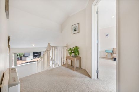 Photo of property in 14c Sunnyhill Crescent, Sunnyhills, Auckland, 2010