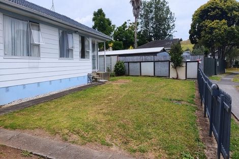 Photo of property in 6 Fiesta Drive, Half Moon Bay, Auckland, 2012
