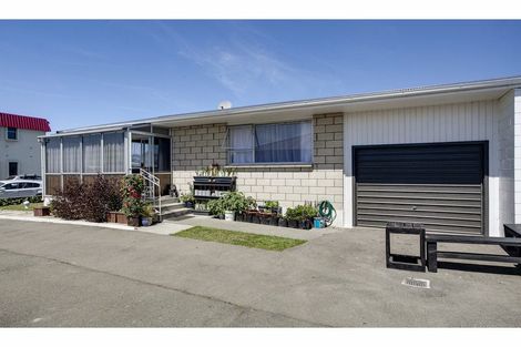 Photo of property in 1/58 Grey Road, Timaru, 7910
