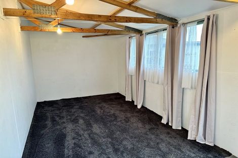 Photo of property in 4 Kirkcaldie Grove, Levin, 5510