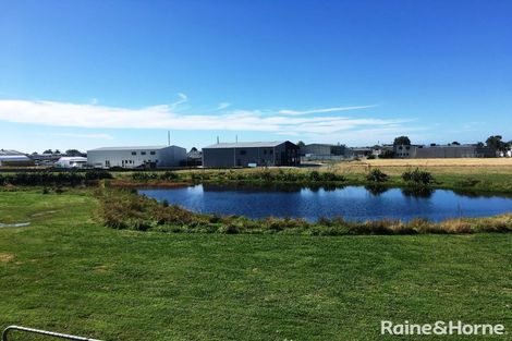 Photo of property in 2/22 Ashley Place, Papamoa Beach, Papamoa, 3118