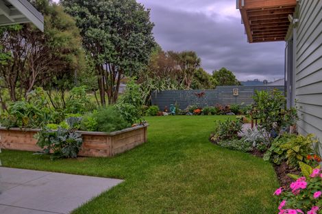 Photo of property in 7 Ian Place, Waihi Beach, 3611