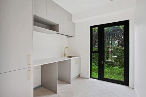 Photo of property in 13 William Blake Way, Riverhead, 0820