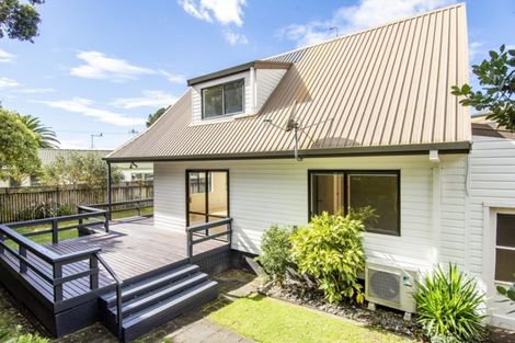 Photo of property in 318 Papamoa Beach Road, Papamoa Beach, Papamoa, 3118