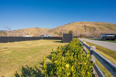 Photo of property in 6 Kaylea Lane, Millers Flat, 9572