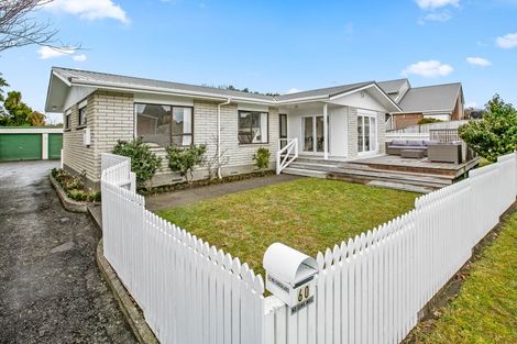 Photo of property in 60 Karina Road, Merrilands, New Plymouth, 4312