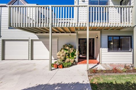 Photo of property in 343 Te Horo Beach Road, Te Horo Beach, Otaki, 5581