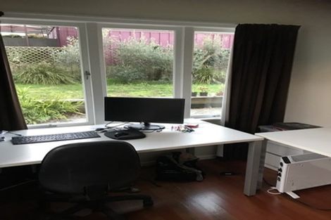 Photo of property in 1/134 Nile Road, Milford, Auckland, 0620