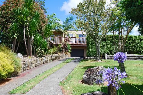 Photo of property in 39 Whaka Street, Maungaturoto, 0520