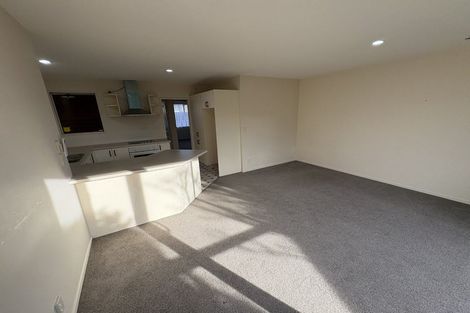 Photo of property in 17d Division Street, Riccarton, Christchurch, 8041