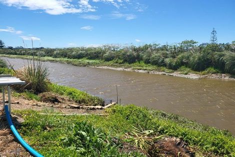 Photo of property in 27 Matarau Road, Awanui, 0483