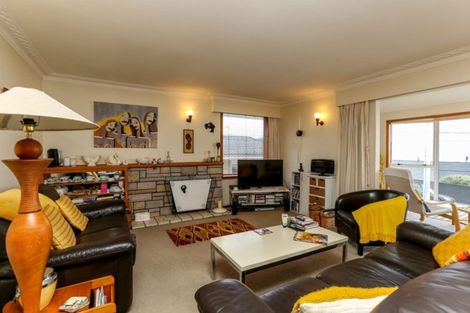 Photo of property in 2/5 Hine Street, New Plymouth, 4310