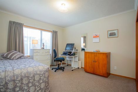 Photo of property in 2/110 Saint James Avenue, Papanui, Christchurch, 8053