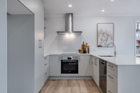 Photo of property in 2/70 Thompson Street, Leamington, Cambridge, 3432