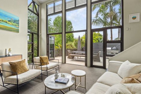 Photo of property in 60a Saint Georges Bay Road, Parnell, Auckland, 1052