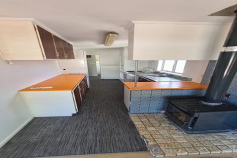 Photo of property in 28 Glynnbrooke Street, Te Atatu South, Auckland, 0610