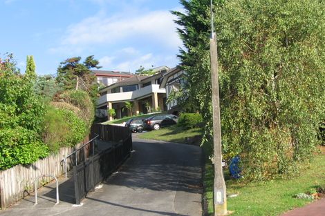 Photo of property in 30 Murano Place, Chatswood, Auckland, 0626