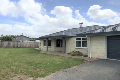 Photo of property in 44 Kent Avenue, Waitarere Beach, Levin, 5510