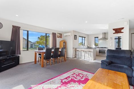 Photo of property in 4 Charente Way, Yaldhurst, Christchurch, 8042