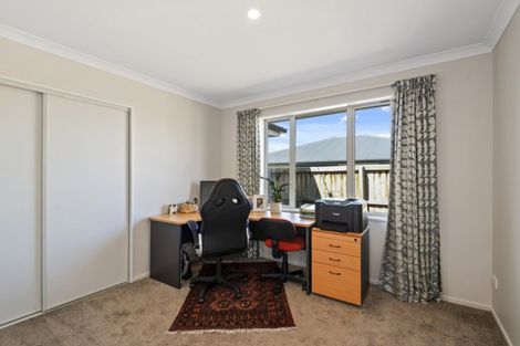 Photo of property in 29 Galatos Street, Rangiora, 7400