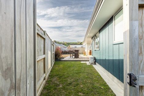 Photo of property in 30 Freedom Drive, Kelvin Grove, Palmerston North, 4414