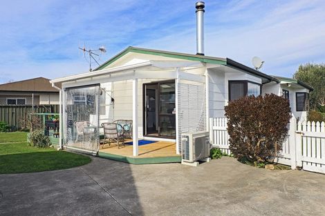 Photo of property in 1242 Louie Street, Parkvale, Hastings, 4122