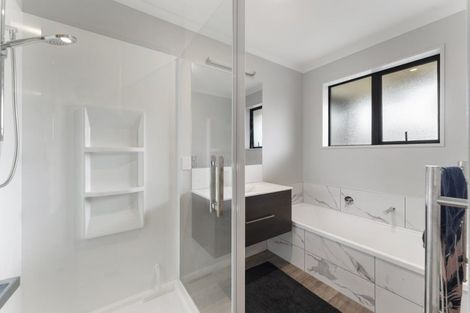 Photo of property in 20 Evelyn Crescent, Marshland, Christchurch, 8083