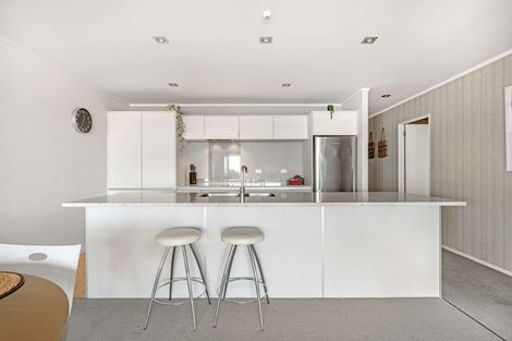 Photo of property in Quayside Apartments, 115/11 George Street, Whakatane, 3120