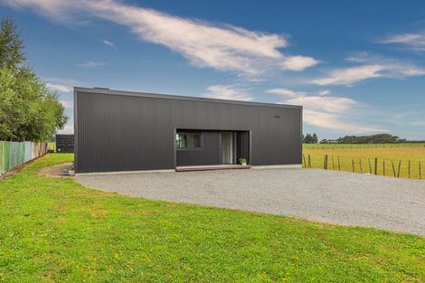 Photo of property in 83 Marumaru Street, Marton, 4710