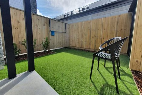 Photo of property in 3/33 Wyon Street, Linwood, Christchurch, 8062