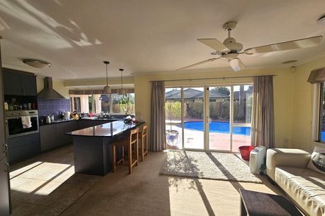 Photo of property in 5 Aranui Drive, Papamoa Beach, Papamoa, 3118