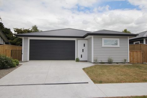 Photo of property in 13 Sutherland Crescent, Westbrook, Palmerston North, 4412
