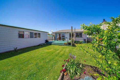 Photo of property in 29 Douglas Street, Hawera, 4610