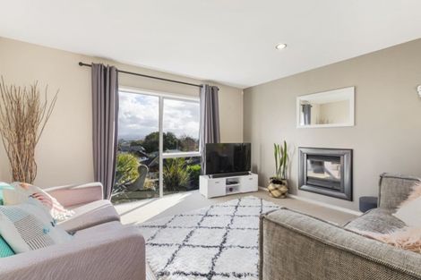 Photo of property in 23 Kestrel Avenue, Welcome Bay, Tauranga, 3112