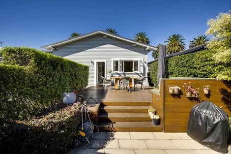 Photo of property in 67 Kennedy Road, Napier South, Napier, 4110