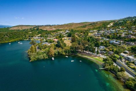 Photo of property in 2/872 Acacia Bay Road, Acacia Bay, Taupo, 3330