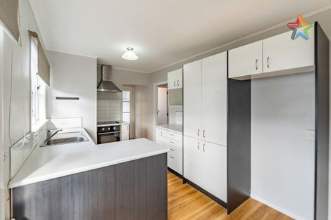 Photo of property in 5 Bythell Street, Wainuiomata, Lower Hutt, 5014