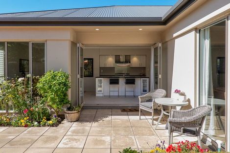 Photo of property in 20a Coolspring Way, Redwood, Christchurch, 8051