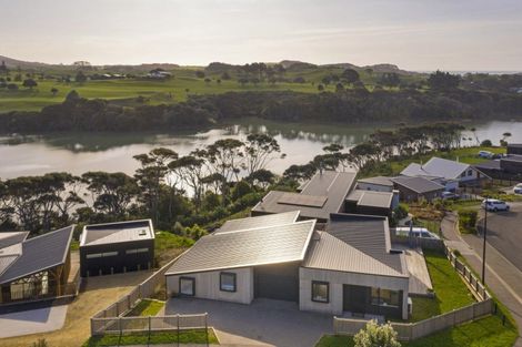 Photo of property in 4 Omahina Street, Raglan, 3225