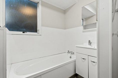 Photo of property in 11 Chrisarda Place, Red Hill, Papakura, 2110