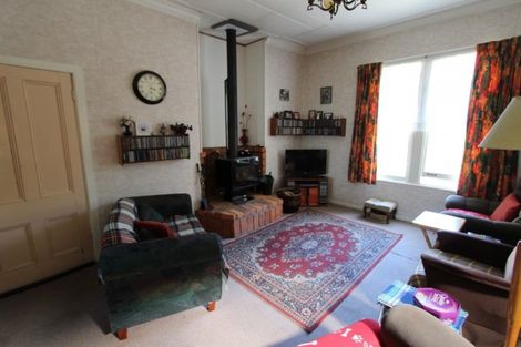 Photo of property in 9 Olsen Street, Eketahuna, 4900